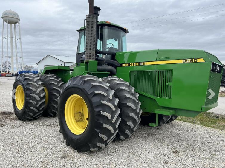 Trator John Deere 8960