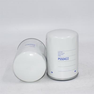 O filtro de óleo P550422 substitui 12455035100 AT308583
        